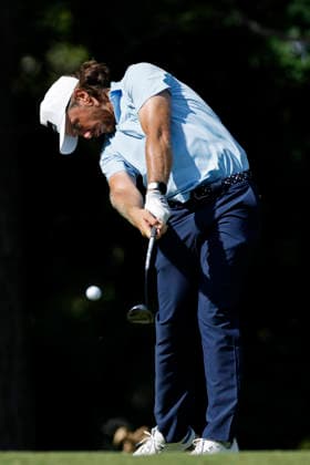 ST. LOUIS, MO - AUGUST 20: Tommy Fleetwood of England plays from the tee at the fifteenth hole during the first round of the BMW Championship on August 20, 2026 at Bellerive Country Club in St Louis, Missouri. (Photo by Joe Robbins Icon Sportswire) GOLF: AUG 20 PGA, Golf Herren BMW Championship EDITORIAL USE ONLY Icon5732608200501
