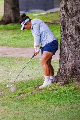 August 20, 2026, Edmonton, Alberta, Canada: Megan Khang (USA) gets into trouble on the 18th fairway on day 1 of the LPGA, Golf Damen CPKC Canadian Women s Open..The LPGA CPKC Canada WomenÃ¢â‚¬â ¢s Open opened with the first round breaking a record. Mayu Yamashita shot an 8 under 62 to set a new course record for the Royal Mayfair Golf and Country club. Several players were looking to break the record as well, with Nora Hataoka with a score of 7 under 63. She had been at 8 under until her last hole, when she bogeyed the 9th hole, her final hole of the round. ..Rounding out the top 3 is Kierra Romero with a 6 under 64. Current champion Brooke M. Henderson is sitting at 3 under 67 tied for 14th. Edmonton Canada - ZUMAs197 20260820_aaa_s197_568 Copyright: xRonxPalmerx