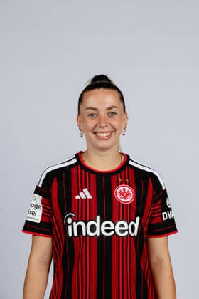 Nina Lührßen - Fussball, Frauen, 1. Bundesliga - Porträttermin 2026 2027 - SGE Eintracht Frankfurt - 22.07.26 *** Nina Lührßen Soccer, Women s, Bundesliga 1 Profile Session 2026 2027 SGE Eintracht Frankfurt July 22, 2026