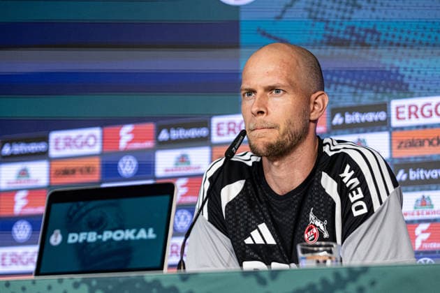 Pressekonferenz, 1.FC Köln, 21.08.2026 Rene Wagner (Cheftrainer) Pressekonferenz von 1.FC Köln vor dem Pokalspiel gegen Würzburger Kickers; 21.08.2026 DFL regulations prohibit any use of photographs as image sequences and or quasi video. *** Press Conference, 1 FC Köln, August 21, 2026: Rene Wagner, Head Coach—1 FC Köln press conference ahead of the cup match against Würzburger Kickers on August 21, 2026. DFL regulations prohibit any use of photographs as image sequences and or quasi-video. Copyright: xBEAUTIFULxSPORTS Buriakovx