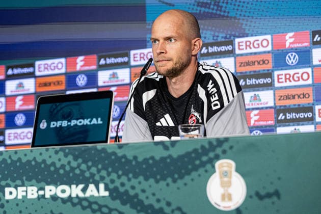 Pressekonferenz, 1.FC Köln, 21.08.2026 Rene Wagner (Cheftrainer) Pressekonferenz von 1.FC Köln vor dem Pokalspiel gegen Würzburger Kickers; 21.08.2026 DFL regulations prohibit any use of photographs as image sequences and or quasi video. *** Press Conference, 1 FC Köln, August 21, 2026: Rene Wagner, Head Coach—1 FC Köln press conference ahead of the cup match against Würzburger Kickers on August 21, 2026. DFL regulations prohibit any use of photographs as image sequences and or quasi-video. Copyright: xBEAUTIFULxSPORTS Buriakovx
