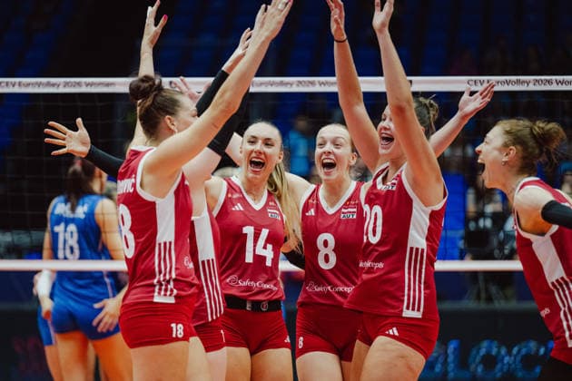 VOLLEYBALL - Eurovolley 2026, AUT vs SRB BRNO,CZECH REPUBLIC,21.AUG.26 - VOLLEYBALL - CEV Women s European Championship, EM, Europameisterschaft 2026, Austria vs Serbia. Image shows the rejoicing of team Austria.  GEPAxpictures xAlexanderxSolc
