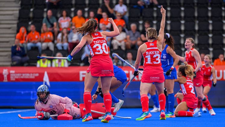 Hockey World Cup Day Seven England celebrate their third goal scored by Darcy Bourne during the match Chile in the Pool G classification group in the 2026 FIH Hockey World Cup at Wagener Stadium, Amstelveen 21 08 2026 UK Newspapers OUT Copyright: xGraemexWilcocksonx FIL-23806-0013