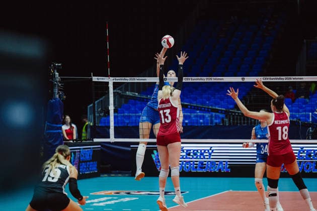 VOLLEYBALL - Eurovolley 2026, AUT vs SRB BRNO,CZECH REPUBLIC,21.AUG.26 - VOLLEYBALL - CEV Women s European Championship, EM, Europameisterschaft 2026, Austria vs Serbia. Image shows Hena Kurtagic (SRB) and Lina Hinteregger (AUT).  GEPAxpictures xAlexanderxSolc
