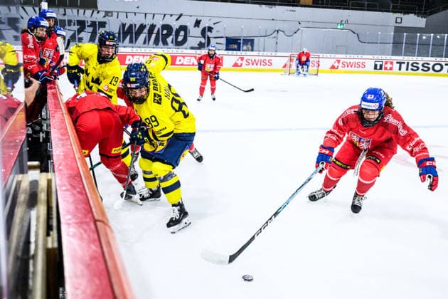 260821 Nicole Hall of Sweden and Lucie Sindelarova of Czech Republic during the Women™s Euro Hockey Tour match between Sweden and Czech Republic on August 21, 2026 in Kloten. Photo: Mathilda Schuler BILDBYRAN kod MA MA1021 ishockey Ice hockey, Eishockey women™s euro hockey tour sverige sweden tjeckien czech republic dam bbeng sverige sweden *** August 21, 2026: Nicole Hall of Sweden and Lucie Sindelarova of the Czech Republic during the Women’s Euro Hockey Tour match between Sweden and the Czech Republic on August 21, 2026 in Kloten. Photo by Mathilda Schuler. BILDBYRAN code MA MA1021 ice hockey women’s euro hockey tour sweden czech republic women’s bbeng sweden  Copyright: MATHILDAxSCHULER BB260821MA090