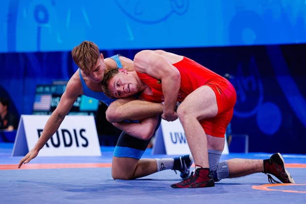 U20 World Championships 79kg FS - Tristan Aleksandrov (EST) df. Felix Schmitt (GER) *** U20 World Championships, 79 kg Freestyle: Tristan Aleksandrov (EST) defeated Felix Schmitt (GER) Copyright: xKostadinxAndonovx