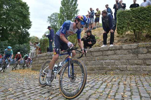 New Zealander Laurence Pithie of Red Bull-BORA-hansgrohe in action during stage three of the Renewi Tour multi-stage cycling race, from Celles to Geraardsbergen (182 km) on Friday 21 August 2026. The five-day race takes place from 19 to 23 08. DAVIDxPINTENS  x183916809x