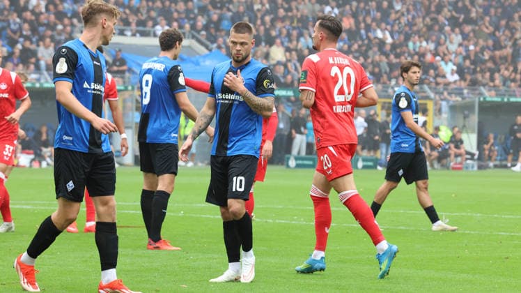 21.08.2026, xrekx, Fussball DFB Pokal 1.Runde, SV Waldhof Mannheim - 1.FC Kaiserslautern v.l. Julian Ulbricht (SV Waldhof Mannheim) (DFL DFB REGULATIONS PROHIBIT ANY USE OF PHOTOGRAPHS as IMAGE SEQUENCES and or QUASI-VIDEO) Mannheim *** August 21, 2026, xrekx, Soccer DFB Cup First Round, SV Waldhof Mannheim 1 FC Kaiserslautern v l Julian Ulbricht SV Waldhof Mannheim DFL DFB REGULATIONS PROHIBIT ANY USE OF PHOTOGRAPHS as IMAGE SEQUENCES and or QUASI-VIDEO Mannheim