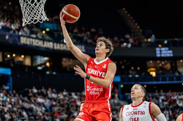 Basketball Hamburg 21.08.2026 Turkish Airlines Supercup 2026 Kroatien (CRO) - Türkei (TUR) Ömer Kutluay (Türkei, No.12)2) *** Basketball Hamburg, August 21, 2026 Turkish Airlines Super Cup 2026 Croatia (CRO) vs. Turkey (TUR) Ömer Kutluay (Turkey), No. 12, 2