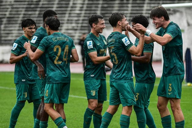 Regionalliga Bayern: TSV Schwaben Augsburg vs FC Augsburg, Augsburg, 21.08.2026 Erneut Jubel beim FCA nach dem 0:2 durch David Lichtensteiger (FC Augsburg 2, 3). , Augsburg, 21.08.2026 - . Spieltag der Regionalliga Bayern, TSV Schwaben Augsburg gegen FC Augsburg, Augsburg, Rosenaustadion *** Bavarian Regional League: TSV Schwaben Augsburg vs. FC Augsburg, Augsburg, August 21, 2026. Cheers once again at FCA after David Lichtensteiger’s 0–2 goal. FC Augsburg 2, 3, Augsburg, August 21, 2026 Matchday of the Bavarian Regional League: TSV Schwaben Augsburg vs. FC Augsburg, Augsburg, Rosenaustadion Copyright: xBEAUTIFULxSPORTS Märklx