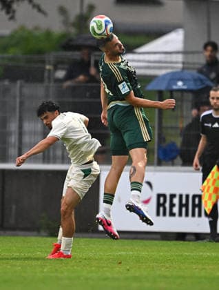 21.08.2026 - Fussball - Saison 2026 2027 - Regionalliga Bayern - 05. Spieltag: SC Eltersdorf SCE ( Quecken ) - SpVgg Greuther Fürth II (Kleeblatt) - - xwoxzix - Mehmet Avlayici (7, SpVgg Greuther Fürth II ) im Maximilian Göbhardt Goebhardt (10, SC Eltersdorf ) *** August 21, 2026 Soccer Season 2026–2027 Bavarian Regional League Matchday 05: SC Eltersdorf vs. SCE Quecken vs. SpVgg Greuther Fürth II Kleeblatt xwoxzix Mehmet Avlayici 7, SpVgg Greuther Fürth II at Maximilian Göbhardt Goebhardt 10, SC Eltersdorf