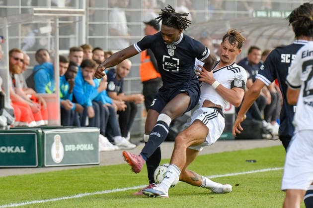 v. li. im Zweikampf Farid Omorou (St. Tönis 15) Robin Koch (Eintracht Frankfurt 4) 21.08.2026 ¢ Fussball ¢ SC St. Tönis vs Eintracht Frankfurt, Grotenburg-Stadion, Krefeld, DFB DFL REGULATIONS PROHIBIT ANY USE OF PHOTOGRAPHS AS IMAGE SEQUENCES AND OR QUASI-VIDEO NRW Germany *** From left in a one-on-one: Farid Omorou, St. Tönis 15; Robin Koch, Eintracht Frankfurt 4; August 21, 2026 ¢ Soccer ¢ SC St. Tönis vs. Eintracht Frankfurt, Grotenburg Stadium, Krefeld, DFB DFL regulations prohibit any use of photographs as image sequences and or quasi-video NRW Germany Copyright: xpepphotox xSaschaxWeizx pep00321, pep_20260821_hm