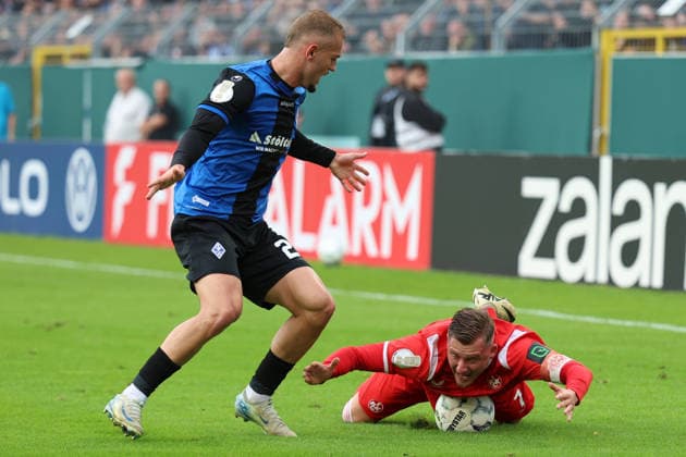 21.08.2026, xrekx, Fussball DFB Pokal 1.Runde, SV Waldhof Mannheim - 1.FC Kaiserslautern v.l. Kushtrim Asallari (SV Waldhof Mannheim) Marlon Ritter (1.FC Kaiserslautern) Zweikampf, Aktion, action, battle for the ball (DFL DFB REGULATIONS PROHIBIT ANY USE OF PHOTOGRAPHS as IMAGE SEQUENCES and or QUASI-VIDEO) Mannheim *** August 21, 2026, xrekx, Soccer, DFB Cup 1st Round, SV Waldhof Mannheim vs. 1. FC Kaiserslautern, Kushtrim Asallari (SV Waldhof Mannheim), Marlon Ritter (1. FC Kaiserslautern), tackle, action, battle for the ball DFL DFB REGULATIONS PROHIBIT ANY USE OF PHOTOGRAPHS as IMAGE SEQUENCES and or QUASI-VIDEO Mannheim