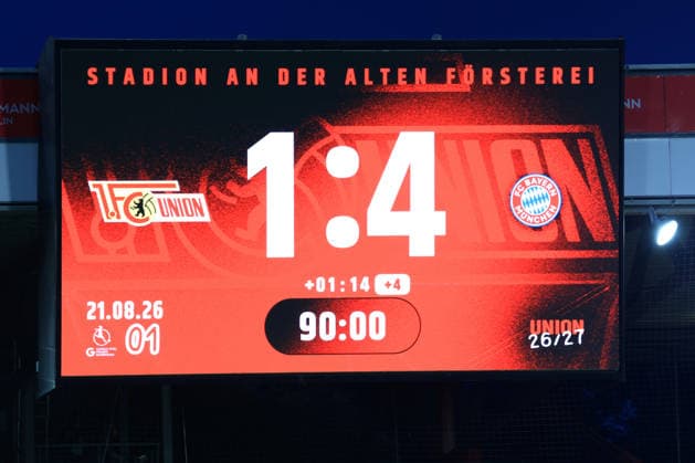 21.08.2026, GER Deutschland, Fussball, 1.Fussballbundesliga, Frauen, 2026 2027, Alte Foersterei, 1.FC Union vs. Bayern Muenchen Anzeigetafel mit dem Endergebnis, 1:4 1. Liga: DFB DFL regulations prohibit any use of photographs as image sequences and or quasi-video) Berlin Stadion Alte Foersterei Berlin Deutschland *** August 21, 2026, GER Germany, Soccer, 1st Bundesliga, Women, 2026–2027, Alte Foersterei, 1 FC Union vs. Bayern Munich, scoreboard showing the final score, 1-4-1 League; DFB and DFL regulations prohibit any use of photographs as image sequences and or quasi-video. Berlin, Alte Foersterei Stadium, Berlin, Germany Copyright: xNordphotox xEnglerx