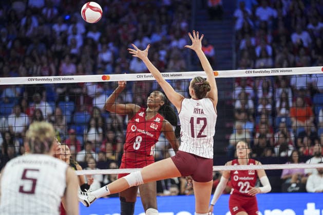 Turkiye v Latvia - CEV EuroVolley 2026 ISTANBUL, TURKIYE - AUGUST 21: Sinead Jack Kisal (8) of Turkiye in action againsat Anna Rita (12) of Latvia during the CEV Women s European Volleyball Championship Group A match between Turkiye and Latvia at Sinan Erdem Dome in Istanbul, Turkiye on August 21, 2026. Beyza Comert Anadolu Istanbul Turkey. Editorial use only. Please get in touch for any other usage.  Copyright: x2026xAnadoluxBeyzaxComertx
