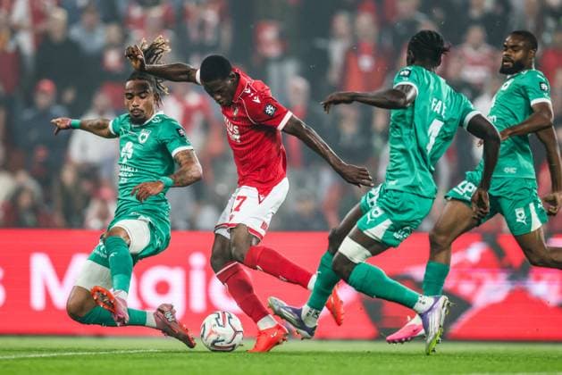RAAL s Yllan Okou and Standard s Bernard Nguene fight for the ball during a soccer match between Standard de Liege RAAL La Louviere, Friday 21 August 2026 in Liege, on day 3 of the 2026-2027 Jupiler Pro League first division of the Belgian championship. BRUNOxFAHY  x183934081x