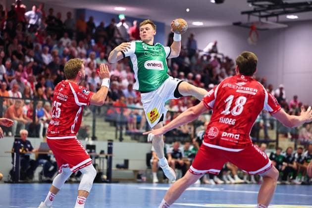 Torwurf von Vilhelm Poulsen (TSV Hannover-Burgdorf, 09) GER, TuS Ferndorf vs TSV Hannover-Burgdorf, Handball, DHB-Pokal, 1. Runde, Spielzeit 2026 2027, 21.08.2026 GER, TuS Ferndorf vs TSV Hannover-Burgdorf, Handball, DHB-Pokal, 1. Runde, Spielzeit 2026 2027, 21.08.2026 Kreuztal *** Goal by Vilhelm Poulsen of TSV Hannover Burgdorf, September 9, Germany, TuS Ferndorf vs. TSV Hannover Burgdorf, Handball, DHB Cup, 1st Round, 2026–2027 Season, August 21, 2026 GER, TuS Ferndorf vs. TSV Hannover Burgdorf, Handball, DHB Cup, Round 1, 2026–2027 season, August 21, 2026 Kreuztal Copyright: xEibner-Pressefoto RenexWeissx EP_RWS