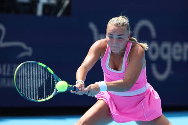 August 21, 2026, Mason, Oh, USA: Cincinnati Open Tennis 2026 - Sara Bejlek hits a ball against Madison Keys in the Cincinnati Open Tennis Tournament held in Mason OH. 2026 08 21. ZUMAPress Mason USA - ZUMAn24_ 20260821_zaf_n24_019 Copyright: xWallyxNellx