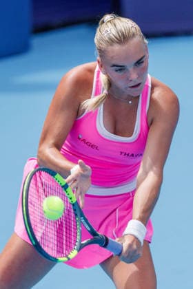 August 21, 2026, Mason, Ohio, U.S: Sara Bejlek (CZE) hits a backhand shot during FridayÃ¢â‚¬â ¢s quarterfinals at the Cincinnati Open at the Lindner Family Tennis Center , Mason, Oh. Mason U.S - ZUMAs304 20260821_zaf_s304_008 Copyright: xScottxStuartx