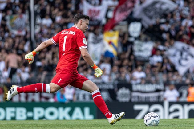 DFB-Pokal, 2026 2027, 1. Runde: SC St. Tönis 11 20 - Eintracht Frankfurt; 21.08.2026 Simon Sell (SC St. Tönis 11 20, 1) DFB-Pokal, 2026 2027, 1. Runde: SC St. Tönis 11 20 - Eintracht Frankfurt; Grotenburg-Stadion, Krefeld; 21.08.2026 *** DFB Cup, 2026–2027, First Round: SC St. Tönis 11–20 Eintracht Frankfurt, August 21, 2026, Simon Sell, SC St. Tönis 11–20, 1 DFB Cup, 2026–2027, 1st Round: SC St. Tönis 11–20 Eintracht Frankfurt, Grotenburg Stadium, Krefeld, August 21, 2026 Copyright: xBEAUTIFULxSPORTS Buriakovx