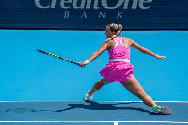 Cincinnati Open Quarterfinal: Sara Bejlek Vs Madison Keys Sara Bejlek is seen during her quarterfinal match against Madison Keys at the Cincinnati Open in Mason, Ohio, on August 21, 2026. Mason Ohio United States  Copyright: xJasonxWhitmanx originalFilename:whitman-cincinna260821_np7uh.jpg