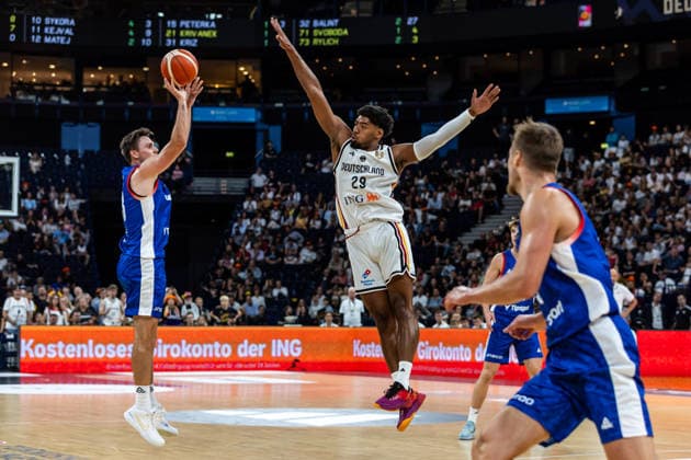 21.08.2026, GER, Turkish Airlines Supercup 2026, Hamburg, Deutschland-Tschechien Frantisek Rylich (Tschechien, 73), Kostja Mushidi (Deutschland, 29) Hamburg Barclays Arena Hamburg Deutschland *** August 21, 2026, GER, 2026 Turkish Airlines Super Cup, Hamburg, Germany Czech Republic Frantisek Rylich Czech Republic, 73, Kostja Mushidi Germany, 29 Hamburg Barclays Arena Hamburg Germany