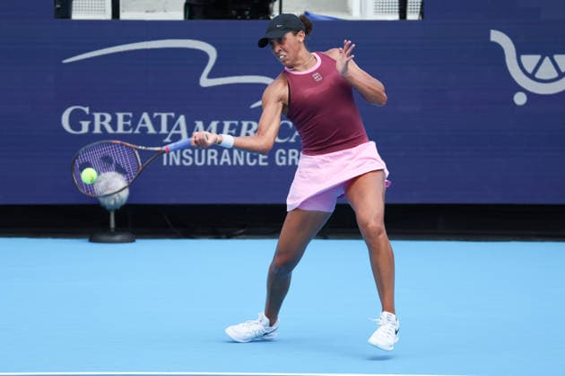 August 21, 2026, Mason, Oh, USA: Cincinnati Open Tennis 2026 - Madison Keys hits a ball against Sara Bejlek in the Cincinnati Open Tennis Tournament held in Mason OH. 2026 08 21. ZUMAPress Mason USA - ZUMAn24_ 20260821_zaf_n24_112 Copyright: xWallyxNellx