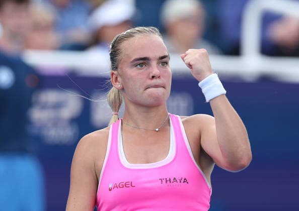August 21, 2026, Mason, Ohio, USA: SARA BEJLEK of Czech Republic during the match against M. Keys of USA in quarterfinals of tennis tournament WTA, Tennis Damen 1000 Cincinnati Open in Mason, USA. Bejlek won 3:6, 6:4, 7:6 Tennis: Cincinnati Open - Sara Bejlek 3:6, 6:4, 7:6 (7-5)  - ZUMAc278 20260821_zsp_c278_022 Copyright: xMarcinxCholewinskix