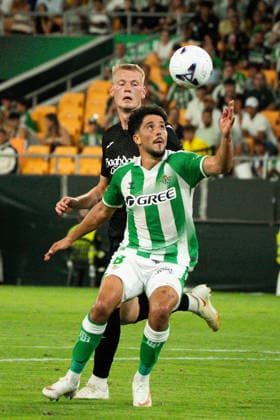 Orri Oskarsson and Pablo Fornals seen during LaLiga 2026 27 matchday 2 game between Real Betis Balompie and Real Sociedad de futbol (Marta Lopez Ball Raw Images) Seville Estadio La Cartuja Spain Copyright: xMartaxLopezx MartaLopez_BallRawImages_RealBetis-RealSociedad-068