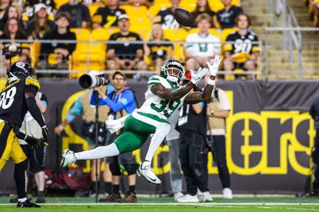 August 21, 2026, Pittsburgh, Pennsylvania, USA: New York Jets wide receiver QUINCY SKINNER JR. (39) catches a deep pass for a touchdown during the NFL, American Football Herren, USA preseason football game between the Pittsburgh Steelers and the New York Jets in Pittsburgh, Pennsylvania. Pittsburgh USA - ZUMAg257 20260821_zsp_g257_060 Copyright: xBrentxGudenschwagerx