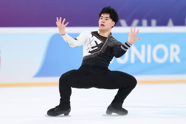 XI AN, CHINA - AUGUST 22: Vinceman Chong of Australia performs in the Junior Men - Free Skating on day 3 of the ISU Figure skating, Eiskunstlauf Junior Grand Prix Xi an 2026 on August 22, 2026 in Xi an, Shaanxi Province of China.  Copyright: xVCGx 111661418503