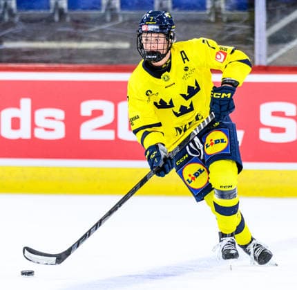 260822 Mira Jungaker of Sweden during the Women™s Euro Hockey Tour game between Finland and Sweden on August 22, 2026 in Kloten. Photo: Mathilda Schuler BILDBYRAN kod MA MA1022 ishockey Ice hockey, Eishockey women™s euro hockey tour finland sverige sweden dam bbeng sverige sweden finland *** August 22, 2026: Mira Jungaker of Sweden during the Women’s Euro Hockey Tour game between Finland and Sweden on August 22, 2026 in Kloten Photo by Mathilda Schuler BILDBYRAN code MA MA1022 ice hockey women’s euro hockey tour finland sweden sweden women’s bbeng sweden sweden finland  Copyright: MATHILDAxSCHULER BB260822MA056