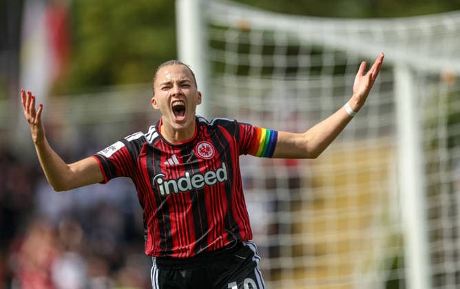 GER, Frankfurt, Eintracht Frankfurt vs 1. FC Köln, Google Pixel Frauen Bundesliga, Fussball, DFB, Spielzeit 2026 2027, Stadion am Brentanobad, 1. Spieltag im Bild: Laura Freigang (Eintracht Frankfurt Frauen 10) erzielt das 1:0, Tor, Jubel und Freude, Emotionen DFB DFL REGULATIONS PROHIBIT ANY USE OF PHOTOGRAPHS AS IMAGE SEQUENCES AND OR QUASI-VIDEO, 22.08.2026 *** GER, Frankfurt, Eintracht Frankfurt vs. 1. FC Köln, Google Pixel Women s Bundesliga, Soccer, DFB, 2026–2027 Season, Stadion am Brentanobad, Matchday 1 in Pictures: Laura Freigang of Eintracht Frankfurt Women s Team 10 scores the 1–0 goal, Celebration and joy, emotions. DFB and DFL regulations prohibit any use of photographs as image sequences and or quasi-video. August 22, 2026 Copyright: HMBxMedia HendrikxHamelau