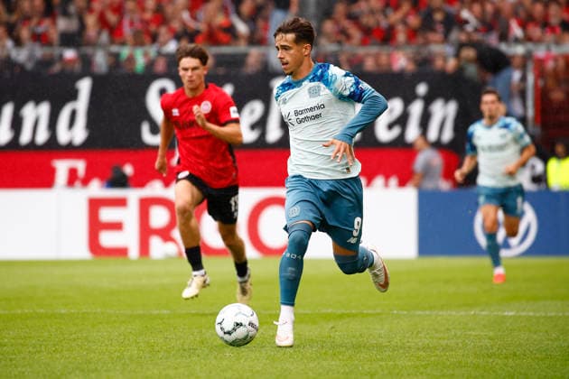 22.08.2026, xavx, Fussball DFB Pokal 1.Runde, SV Wehen Wiesbaden - Bayer 04 Leverkusen v.l. Afonso Moreira (Bayer 04 Leverkusen) Wiesbaden *** August 22, 2026, xavx, Soccer, DFB Cup First Round, SV Wehen Wiesbaden vs. Bayer 04 Leverkusen, Afonso Moreira, Bayer 04 Leverkusen, Wiesbaden