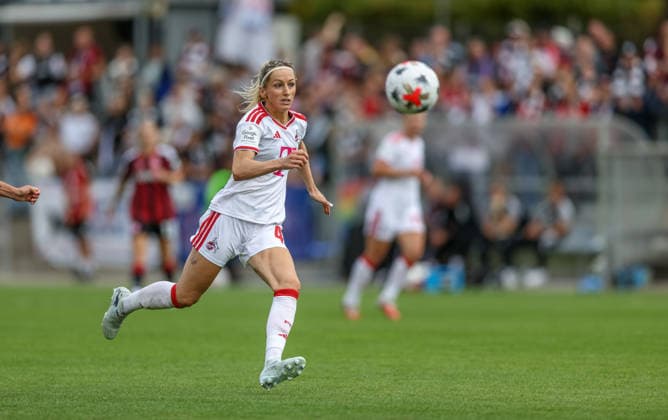 GER, Frankfurt, Eintracht Frankfurt vs 1. FC Köln, Google Pixel Frauen Bundesliga, Fussball, DFB, Spielzeit 2026 2027, Stadion am Brentanobad, 1. Spieltag im Bild: Kathrin Hendrich (FC Köln Frauen 4) DFB DFL REGULATIONS PROHIBIT ANY USE OF PHOTOGRAPHS AS IMAGE SEQUENCES AND OR QUASI-VIDEO, 22.08.2026 *** GER, Frankfurt, Eintracht Frankfurt vs. 1. FC Köln, Google Pixel Women s Bundesliga, Soccer, DFB, 2026–2027 Season, Stadion am Brentanobad, Matchday 1 in pictures: Kathrin Hendrich, FC Köln Women 4. DFB and DFL regulations prohibit any use of photographs as image sequences and or quasi-video. August 22, 2026 Copyright: HMBxMedia HendrikxHamelau