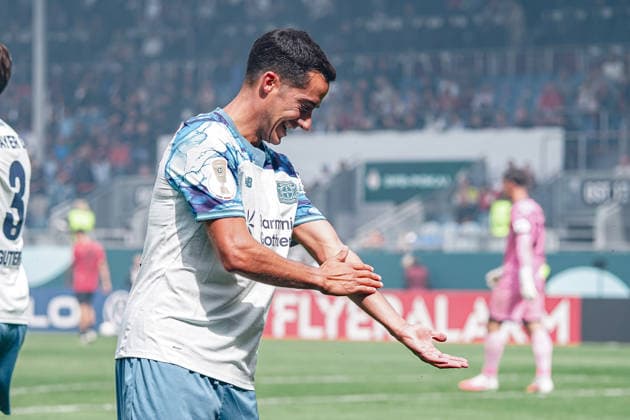 Deutschland: Fussball Saison 2026 2027 , DFB-Pokal Runde 1 1. Runde , SV Wehen Wiesbaden vs. Bayer Leverkusen - Brita-Arena (Wiesbaden) : Lucas Vazquez (Bayer 04 Leverkusen, 17) Tor, Torjubel, Jubel, Freude, Emotionen, Tor und Torjubel zum 0:2 Wiesbaden Brita-Arena Deutschland Germany *** Germany Soccer Season 2026–2027, DFB Cup Round 1, SV Wehen Wiesbaden vs. Bayer Leverkusen, Brita Arena, Wiesbaden, Lucas Vázquez, Bayer 04 Leverkusen, 17th goal, goal celebration, celebration, joy, emotions, goal, and goal celebration for the 0–2 win over Wiesbaden at Brita Arena, Germany Copyright: xBennetxLongx