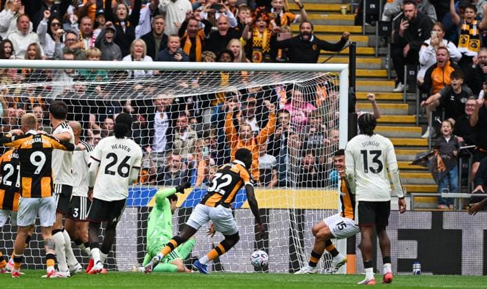 Nobel Mendy of Hull City scores his sides second goal 2-0 Hull City v Manchester United, ManU Premier League Football, Football, MKM Stadium, Hull, UK - 22 Aug 2026Hull MKM Stadium United Kingdom EDITORIAL USE ONLY No use with unauthorised audio, video, data, fixture lists, club league logos or live services. Online in-match use limited to 120 images, no video emulation. No use in betting, games or single club league player publications.  Copyright: xGreigxCowie Shutterstockx 17111325at