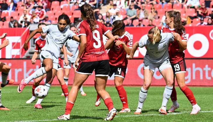 22.08.2026 - Fussball - Saison 2026 2027 - 1. Google Pixel Frauen Bundesliga - 01. Spieltag: 1. FC Nürnberg FCN ( Club Clubfrauen ) - VfL Wolfsburg - Sportfoto Zink - xwoxzix - Cora Zicai (28, VfL Wolfsburg ) erzielt Treffer Tor Torschuß zum 2:2 *** August 22, 2026 Soccer Season 2026–2027 1 Google Pixel Women s Bundesliga Matchday 1 FC Nuremberg (FCN) Club Women s Team VfL Wolfsburg Sports Photo Zink xwoxzix Cora Zicai 28, VfL Wolfsburg scores a goal, shot on goal, tying the score at 2–2