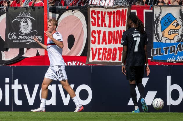 Eric Porstner (1. FC Nuernberg, 41) ist mit der Entscheidung nicht einverstanden. Viktoria Koeln vs. 1. FC Nuernberg, Fussball, DFB-Pokal, 1. Runde, Saison 2026 2027, 22.08.2026 DFL DFB Regulations prohibit any use of Photographs as image sequences and or Quasivideo Viktoria Koeln vs. 1. FC Nuernberg, Fussball, DFB-Pokal, 1. Runde, Saison 2026 2027, 22.08.2026 Koeln *** Eric Porstner of 1 FC Nuremberg, 41, disagrees with the decision: Viktoria Cologne vs. 1 FC Nuremberg, soccer, DFB Cup, 1st round, 2026–2027 season, August 22, 2026 DFL DFB regulations prohibit any use of photographs as image sequences and or quasi-video: Viktoria Cologne vs. 1. FC Nuremberg, soccer, DFB Cup, Round 1, 2026–2027 season, August 22, 2026, Cologne Copyright: xEibner-Pressefoto ThomasxHaeslerx EP_THR