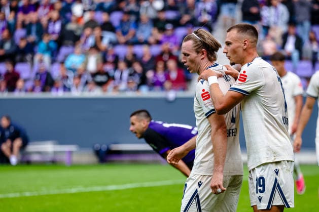 Patrick Wimmer (TSG 1899 Hoffenheim, 08) und Tim Lemperle (TSG 1899 Hoffenheim, 19) Jubel, Torjubel, jubelt ueber Tor zum 0:3, FC Erzgebirge Aue vs. TSG Hoffenheim, Fussball, DFB Pokal, 1. Runde, Saison 2026 2027, 22.08.2026,¨ DFL REGULATIONS PROHIBIT ANY USE OF PHOTOGRAPHS AS IMAGE SEQUENCES AND OR QUASI-VIDEO,¨ FC Erzgebirge Aue vs. TSG Hoffenheim, Fussball, DFB Pokal, 1. Runde, Saison 2026 2027, 22.08.2026, Aue *** Patrick Wimmer (TSG 1899 Hoffenheim, 8) and Tim Lemperle (TSG 1899 Hoffenheim, 19) celebrating, goal celebration, cheering after the goal that made it 0–3, FC Erzgebirge Aue vs. TSG Hoffenheim, soccer, DFB Cup, 1st round, 2026–2027 season, August 22, 2026, DFL REGULATIONS PROHIBIT ANY USE OF PHOTOGRAPHS AS IMAGE SEQUENCES AND OR QUASI-VIDEO, FC Erzgebirge Aue vs. TSG Hoffenheim, soccer, DFB Cup, Round 1, 2026–2027 Season, August 22, 2026, Aue Copyright: xEibner-Pressefoto LauraxRoemerx EP_LRR