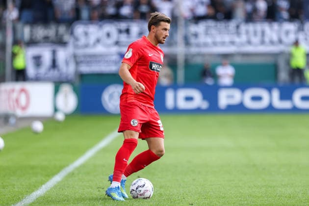 2026.08.22, xkwix, Fußball, DFB-Pokal, MSV Duisburg - SV Elversberg, Schauinsland-Reisen-Arena, 1.Runde, Saison 2026 2027: Lukas Petkov (SV Elversberg 25) DFB regulations prohibit any use of photographs as image sequences and or quasi-video. Photo: xKamilxWilkowskixPressefotoKochx Nordrhein-Westfalen Deutschland *** August 22, 2026, xkwix, Soccer, DFB Cup, MSV Duisburg vs. SV Elversberg, Schauinsland Reisen Arena, Round 1, 2026–2027 Season, Lukas Petkov, SV Elversberg 25. DFB regulations prohibit any use of photographs as image sequences and or quasi-video. Photo: xKamilxWilkowskixPressefotoKochx, North Rhine-Westphalia, Germany