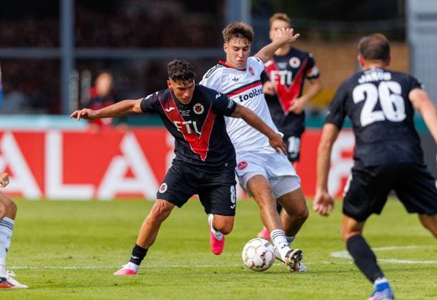 22.08.2026 - Fussball - Saison 2026 2027 - DFB Pokal Vereinspokal - 01. Runde: Viktoria Köln - 1. FC Nürnberg Nuernberg FCN ( Club ) - Sportfoto Zink DaMa - xdaxmax - regulations prohibit any use of photographs as image sequences and or quasi-video - Taylan Duman (8, FC Viktoria Köln ) Javier Fernandez (8, 1. FC Nürnberg FCN ) *** August 22, 2026 Soccer Season 2026–2027 DFB Cup Club Cup First Round Viktoria Cologne 1 FC Nuremberg Nuremberg FCN Club Sports Photo Zink DaMa xdaxmax Regulations prohibit any use of photographs as image sequences and or quasi-video. Taylan Duman 8, FC Viktoria Cologne Javier Fernandez 8, 1 FC Nuremberg FCN