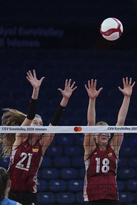 Germany v Slovenia - CEV Women s European Volleyball Championship ISTANBUL, TURKIYE - AUGUST 22: Germany s Leana Grozer (18) in action during their Pool A opening match of the 2026 CEV Women s European Volleyball Championship at Sinan Erdem Sports Hall in Istanbul, Turkiye, on August 22, 2026. Bunyamin Celik Anadolu Istanbul Turkey. Editorial use only. Please get in touch for any other usage.  Copyright: x2026xAnadoluxBunyaminxCelikx