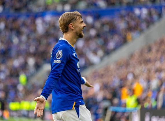 Football - FA Premier League - Everton FC v Crystal Palace FC LIVERPOOL, ENGLAND - Saturday, August 22, 2026: Everton s Kiernan Dewsbury-Hall celebrates after scoring the first goal during the FA Premier League match between Everton FC and Crystal Palace FC at Bramley-Moore Dock. (Photo by David Rawcliffe Propaganda) LIVERPOOL Bramley-Moore Dock MERSEYSIDE ENGLAND  Copyright: xDavidxRawcliffex P2026-08-22-Everton_Crystal-31