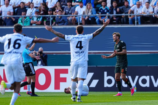 Gelbe Karte Niclas Füllkrug (SV Werder Bremen, 10) GER, Lüneburger SK Hansa vs. SV Werder Bremen, Fußball, DFB-Pokal, 1. Runde, Saison 2026 2027, 22.08.2026 GER, Lüneburger SK Hansa vs. SV Werder Bremen, Fußball, DFB-Pokal, 1. Runde, Saison 2026 2027, 22.08.2026 Hamburg *** Yellow Card: Niclas Füllkrug, SV Werder Bremen, 10 GER, Lüneburger SK Hansa vs. SV Werder Bremen, Soccer, DFB Cup, 1st Round, 2026–2027 Season, August 22, 2026 GER, Lüneburger SK Hansa vs. SV Werder Bremen, Soccer, DFB Cup, Round 1, 2026–2027 Season, August 22, 2026, Hamburg Copyright: xEibner-Pressefoto MarcelxvonxFehrnx EP_MFN