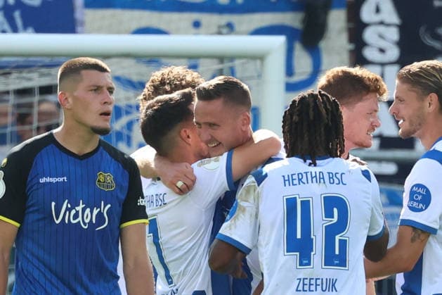 22.08.2026, xrekx, Fussball DFB Pokal 1.Runde, 1.FC Saarbruecken - Hertha BSC Berlin v.l. Paul Seguin (Hertha BSC) erzielt das Tor, Treffer, scores the goal zum 0:1 (DFL DFB REGULATIONS PROHIBIT ANY USE OF PHOTOGRAPHS as IMAGE SEQUENCES and or QUASI-VIDEO) Saarbruecken *** August 22, 2026, xrekx, Soccer DFB Cup First Round, 1 FC Saarbrücken vs. Hertha BSC Berlin, Paul Seguin, Hertha BSC scores the goal, making the score 0–1. DFL and DFB regulations prohibit any use of photographs as image sequences and or quasi-video. Saarbrücken