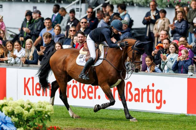 AACHEN - FEI World Championships 2026, AACHEN - FEI World Championships 2026 BECKMANN Johanna (GER), Emelie van de Mirania Stam Stechen Jump-Off RWE-Prize Final German U25 Trophy of the Stiftung Deutscher Pferdesport and Holger Hetzel Aachen, Reitstadion Soers 22. August 2026 - *** 2026 FEI World Championships in Aachen, AACHEN FEI World Championships 2026: Johanna Beckmann (GER), Emelie van de Mirania Stam, Jump-Off, RWE Prize Final, German U25 Trophy of the Stiftung Deutscher Pferdesport, and Holger Hetzel, Aachen, Reitstadion Soers, August 22, 2026