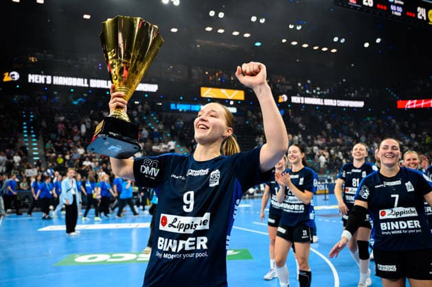 Muenchen: HBF Super Cup 2026 - HSG Blomberg-Lippe - Borussia Dortmund Nieke Kühne Kuehne (Blomberg) Schlussjubel Schlußjubel Emotion Freude Muenchen SAP Garden Bayern Deutschland *** Munich Central Station Super Cup 2026 HSG Blomberg Lippe Borussia Dortmund Nieke Kühne Kuehne Blomberg Victory Celebration Victory Celebration Emotion Joy Munich SAP Garden Bavaria Germany
