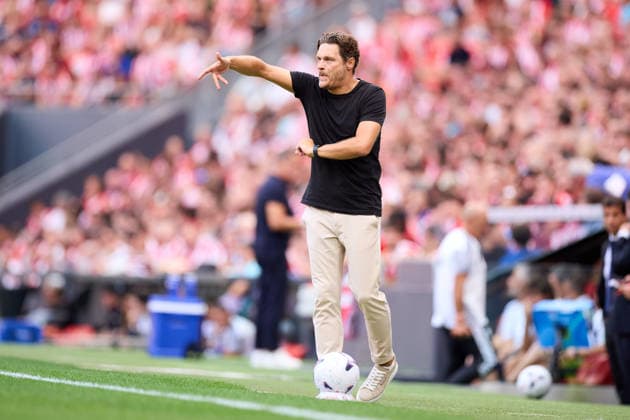 August 22, 2026, Bilbao, Vizcaya, SPAIN: Edin Terzic head coach of Athletic Club reacts during the LaLiga EA Sports match between Athletic Club and Sevilla FC at San Mames on August 22, 2026, in Bilbao, Spain. Athletic Club V Sevilla FC - LaLiga EA Sports  - ZUMAa181 20260822_zaa_a181_124 Copyright: xRicardoxLarreinax