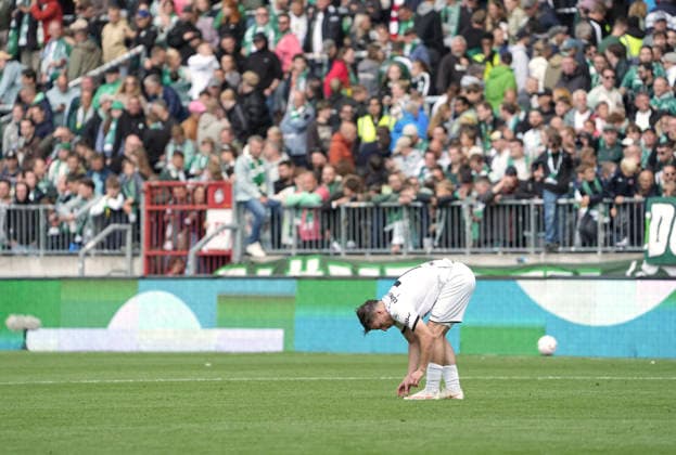 Foto : skeptische Miene bei ... Nico HÜBNER ( LSK ) Fussball DFB Pokal , 1. Runde am Sa. 22.08.2026 Lüneburger SK - Werder Bremen *** Photo: Nico Hübner looks skeptical. LSK Soccer, DFB Cup, 1st Round on Sat, Aug. 22, 2026: Lüneburger SK vs. Werder Bremen